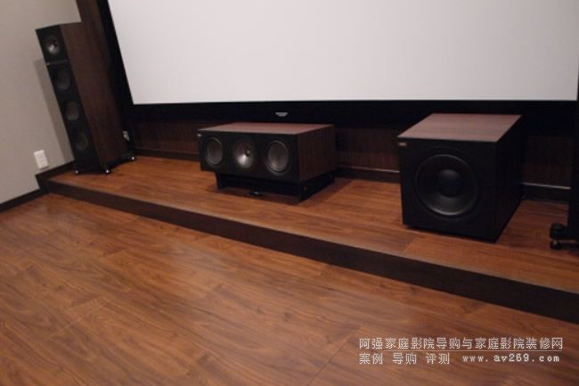 KEF Qϵ